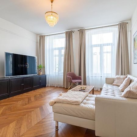 Trendy Apartment In Central Bratislava Exterior foto